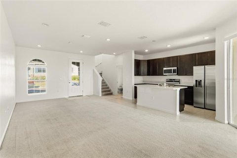 Villa ou maison à louer à Davenport, Floride: 3 chambres, 203.55 m2 № 2400429 - photo 4