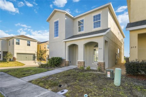 Villa ou maison à louer à Davenport, Floride: 3 chambres, 203.55 m2 № 2400429 - photo 2