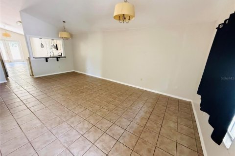 Villa ou maison à vendre à Gainesville, Floride: 4 chambres, 145.21 m2 № 2236912 - photo 4