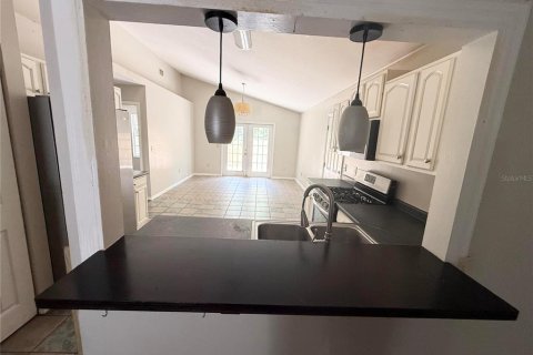 Villa ou maison à vendre à Gainesville, Floride: 4 chambres, 145.21 m2 № 2236912 - photo 5