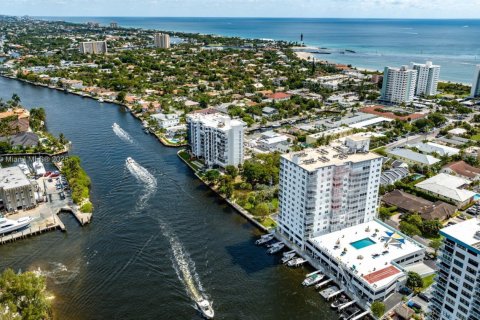 Condominio en venta en Pompano Beach, Florida, 2 dormitorios, 99.31 m2 № 1980153 - foto 3