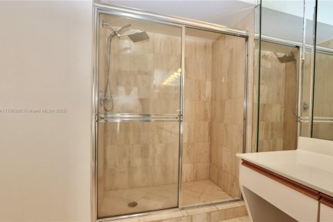 Condominio en venta en Aventura, Florida, 2 dormitorios, 109.9 m2 № 1863615 - foto 26