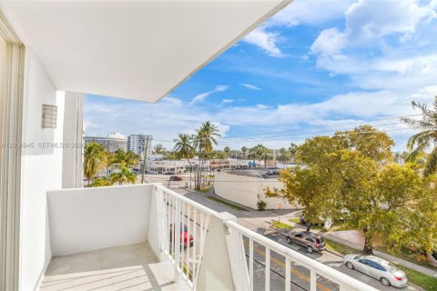 Condo à Miami Beach, Floride, 1 chambre  № 2418197