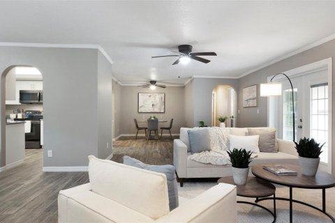 House in Tarpon Springs, Florida 4 bedrooms, 227.98 sq.m. № 1879596 - photo 26