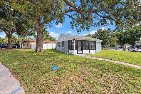 Casa en venta en Tampa, Florida, 2 dormitorios, 62.43 m2 № 2430690 - foto 14