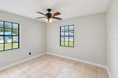 Casa en venta en Tampa, Florida, 2 dormitorios, 62.43 m2 № 2430690 - foto 4