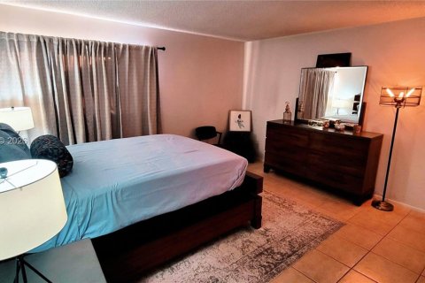 Propiedad comercial en venta en Dania Beach, Florida, 225.38 m2 № 2028765 - foto 21