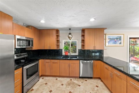 Casa en venta en Sarasota, Florida, 2 dormitorios, 138.89 m2 № 2396730 - foto 18