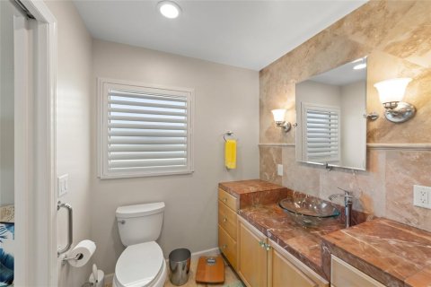 Casa en venta en Sarasota, Florida, 2 dormitorios, 138.89 m2 № 2396730 - foto 27