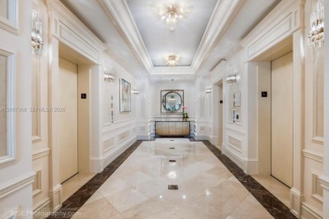 Condominio en venta en Miami, Florida, 2 dormitorios, 143.07 m2 № 2397119 - foto 2