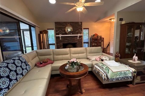 Touwnhouse à vendre à DeLand, Floride: 2 chambres, 115.94 m2 № 2152023 - photo 13