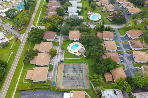 Townhouse in Clearwater, Florida 2 bedrooms, 79.25 sq.m. № 1904088 - photo 13