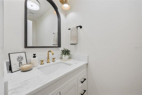 Townhouse in Clearwater, Florida 2 bedrooms, 79.25 sq.m. № 1904088 - photo 7