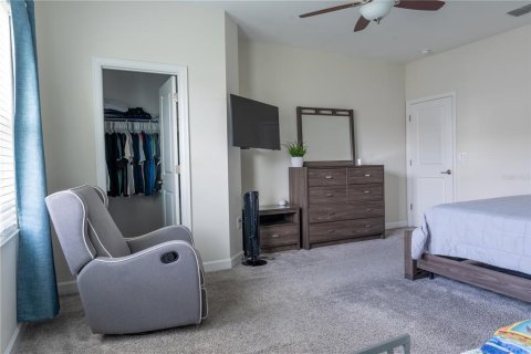 Townhouse in Orlando, Florida 4 bedrooms, 177.63 sq.m. № 2207328 - photo 13