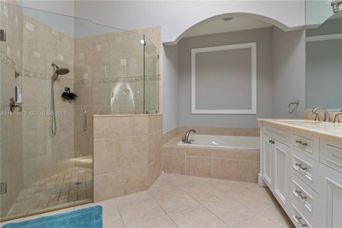 House in Boca Raton, Florida 3 bedrooms, 214.05 sq.m. № 2031124 - photo 13