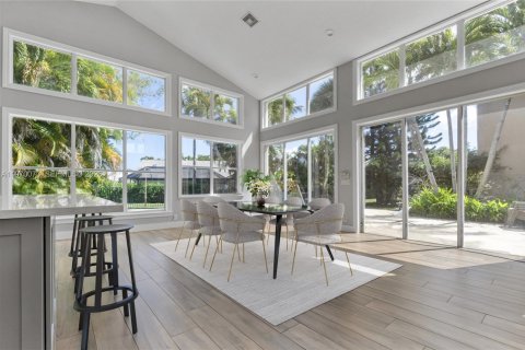 House in Boca Raton, Florida 3 bedrooms, 214.05 sq.m. № 2031124 - photo 3