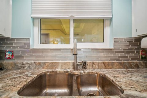 Copropriété à vendre à Hudson, Floride: 2 chambres, 88.26 m2 № 1512155 - photo 15