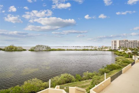 Copropriété à vendre à Hudson, Floride: 2 chambres, 88.26 m2 № 1512155 - photo 3