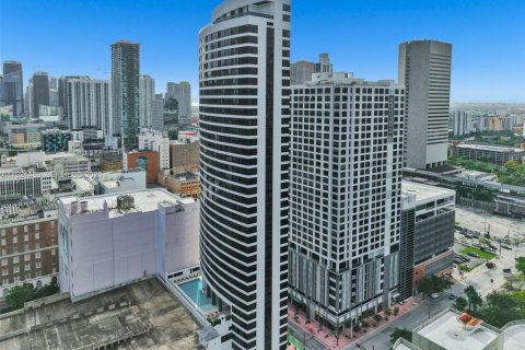 Copropriété à vendre à Miami, Floride: 2 chambres, 73.02 m2 № 1992594 - photo 3