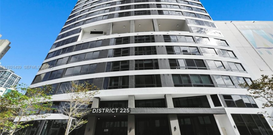 Condo à Miami, Floride, 2 chambres  № 1992594