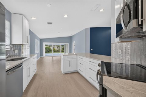 Villa ou maison à vendre à Palm City, Floride: 2 chambres, 143.07 m2 № 2419509 - photo 22