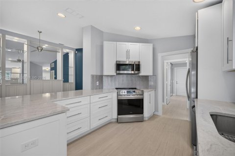 Villa ou maison à vendre à Palm City, Floride: 2 chambres, 143.07 m2 № 2419509 - photo 24