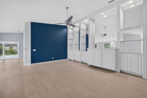 Villa ou maison à vendre à Palm City, Floride: 2 chambres, 143.07 m2 № 2419509 - photo 12