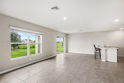 Villa ou maison à vendre à LaBelle, Floride: 4 chambres № 2087861 - photo 16