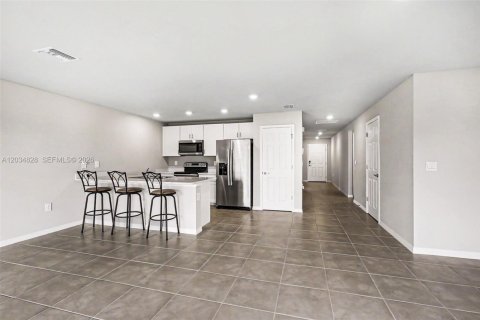 Villa ou maison à vendre à LaBelle, Floride: 4 chambres № 2087861 - photo 4