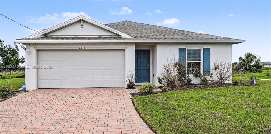 Villa ou maison à LaBelle, Floride 4 chambres № 2087861