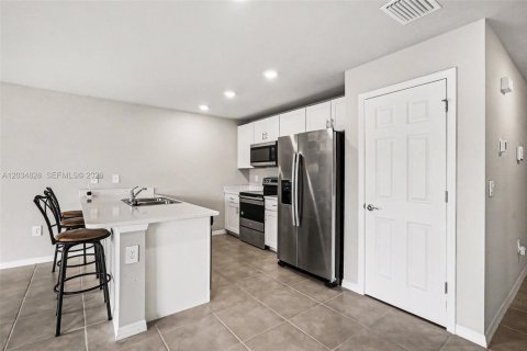 Villa ou maison à vendre à LaBelle, Floride: 4 chambres № 2087861 - photo 6