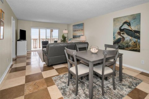 Condo in Saint Pete Beach, Florida, 2 bedrooms  № 1872916 - photo 28