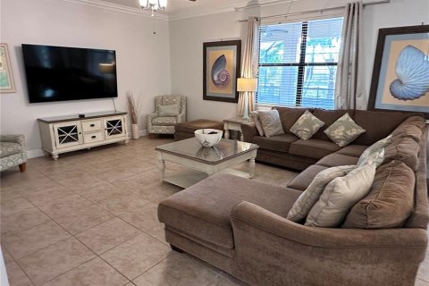 House in Davenport, Florida 5 bedrooms, 264.03 sq.m. № 1797178 - photo 16