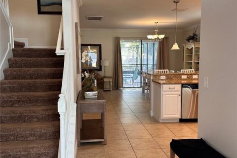 House in Davenport, Florida 5 bedrooms, 264.03 sq.m. № 1797178 - photo 5