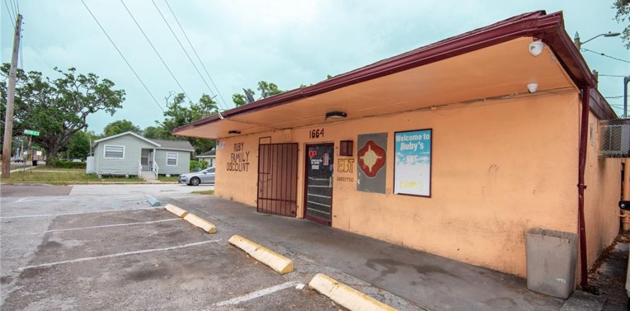 Immobilier commercial à Saint Petersburg, Floride 161.65 m2 № 1632357