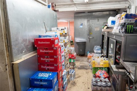 Купить коммерческую недвижимость в Сент-Питерсберг, Флорида 161.65м2, № 1632357 - фото 18