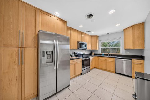 Villa ou maison à vendre à Orlando, Floride: 3 chambres, 140.28 m2 № 2238542 - photo 8