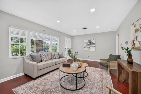 Villa ou maison à vendre à Orlando, Floride: 3 chambres, 140.28 m2 № 2238542 - photo 6