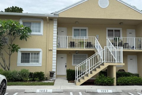 Condo in Royal Palm Beach, Florida, 2 bedrooms  № 2086839