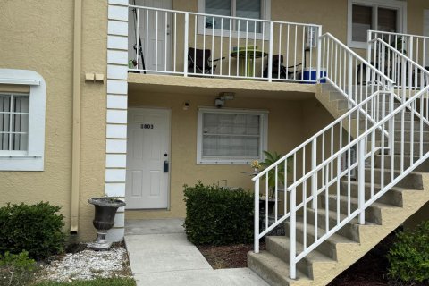 Condo in Royal Palm Beach, Florida, 2 bedrooms  № 2086839 - photo 5