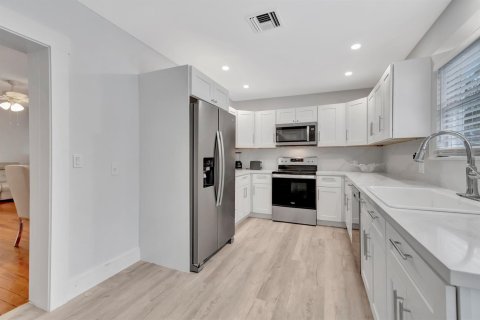 Villa ou maison à vendre à Delray Beach, Floride: 2 chambres, 109.25 m2 № 2432302 - photo 23