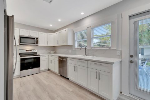 Villa ou maison à vendre à Delray Beach, Floride: 2 chambres, 109.25 m2 № 2432302 - photo 22