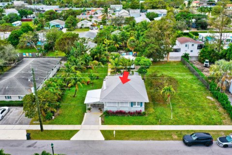 Villa ou maison à vendre à Delray Beach, Floride: 2 chambres, 109.25 m2 № 2432302 - photo 5