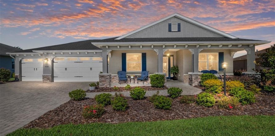 House in Ocala, Florida 3 bedrooms, 201.69 sq.m. № 1846669