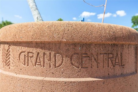 Купить таунхаус в Сент-Питерсберг, Флорида 3 комнаты, 238.48м2, № 1543193 - фото 16