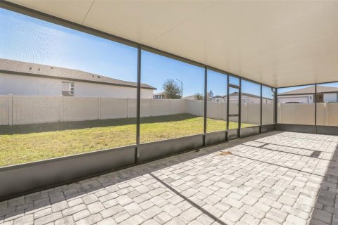 Casa en venta en Davenport, Florida, 4 dormitorios, 219.62 m2 № 2390982 - foto 11