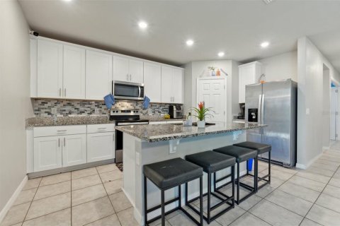 Casa en venta en Davenport, Florida, 4 dormitorios, 219.62 m2 № 2390982 - foto 8