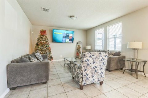 Casa en venta en Davenport, Florida, 4 dormitorios, 219.62 m2 № 2390982 - foto 7