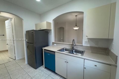 Touwnhouse à vendre à Homestead, Floride: 3 chambres, 120.77 m2 № 1964968 - photo 9