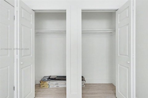 House in Dania Beach, Florida 2 bedrooms, 78.97 sq.m. № 2062693 - photo 25